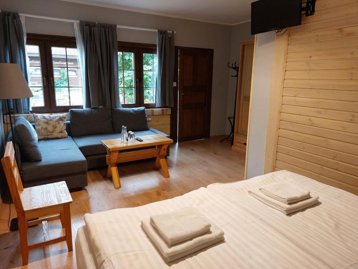 Tamarynowa Osada - Kraina Udanego Wypoczynku Villa Lowyn Exterior photo