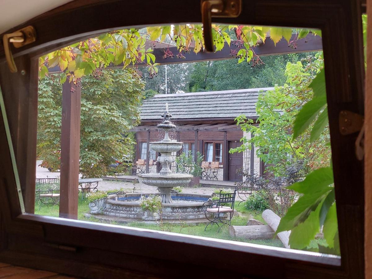 Tamarynowa Osada - Kraina Udanego Wypoczynku Villa Lowyn Exterior photo